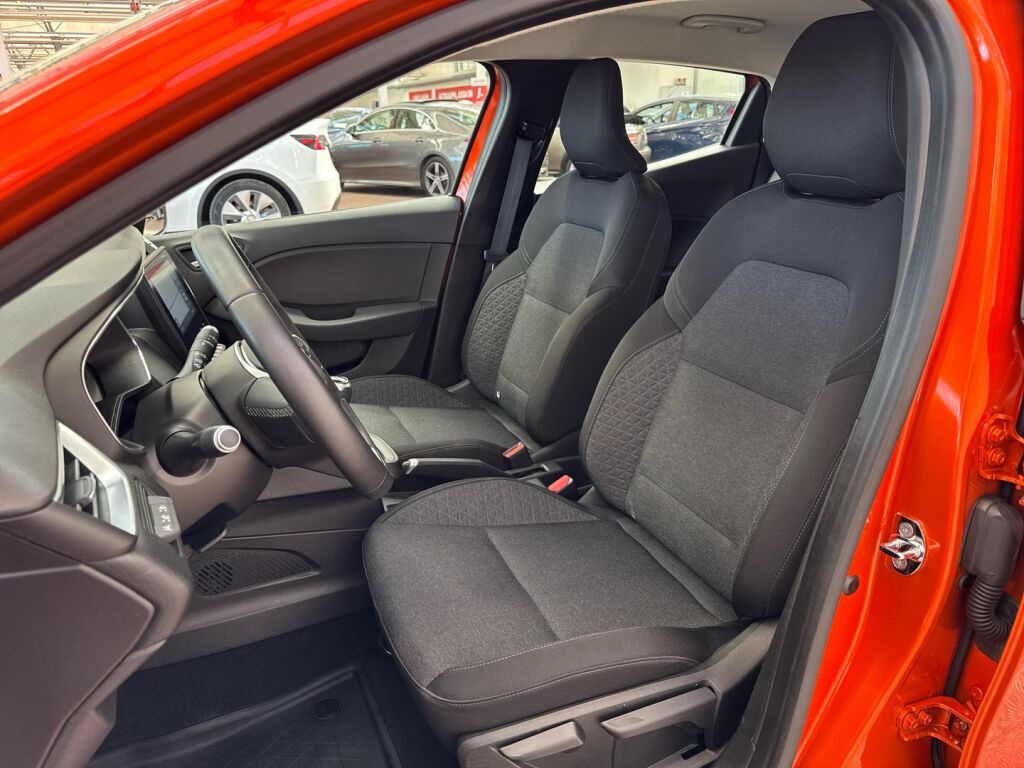 Renault Clio 2021 Oranssi