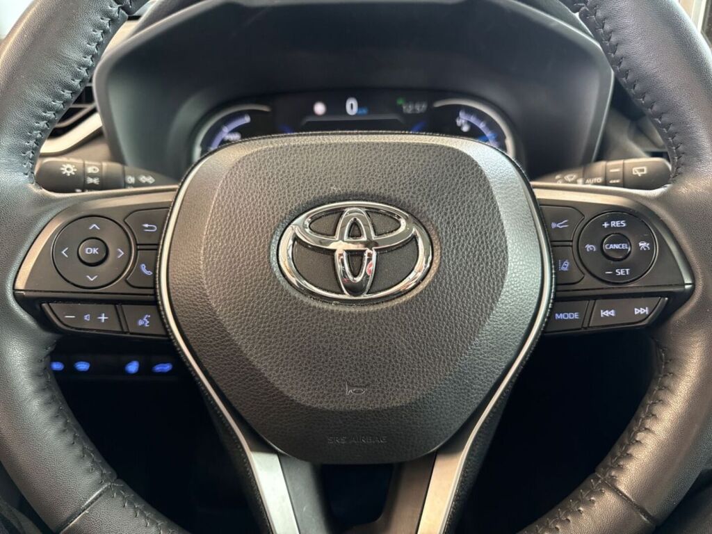 Toyota RAV4 2021 Harmaa