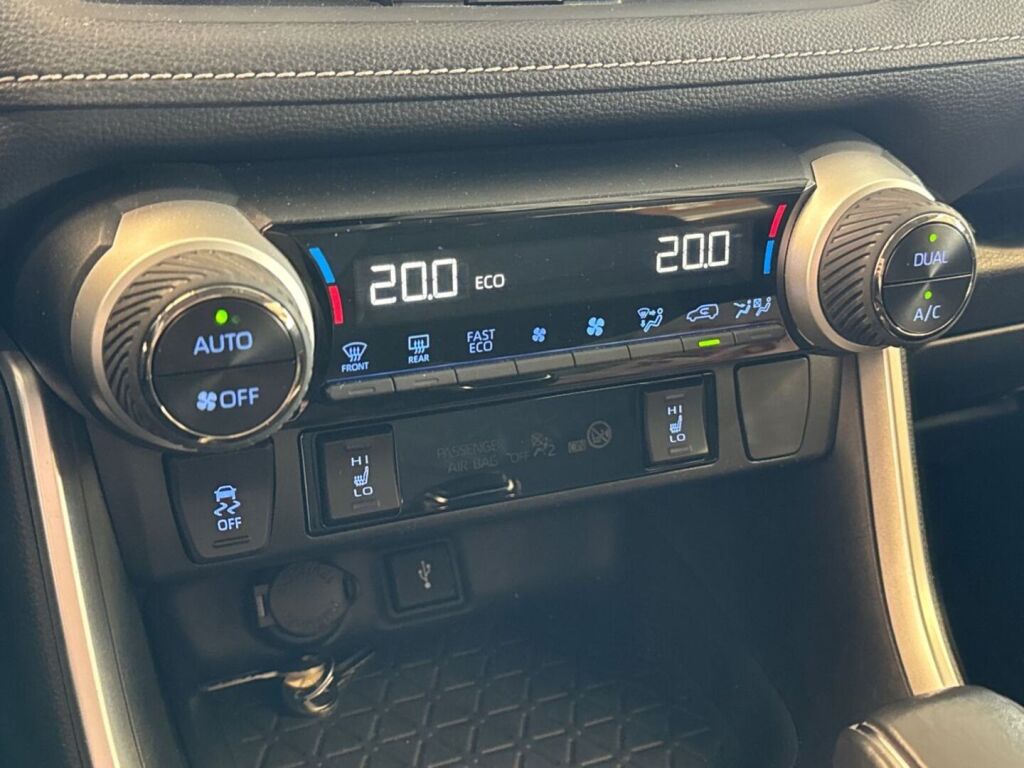 Toyota RAV4 2021 Harmaa