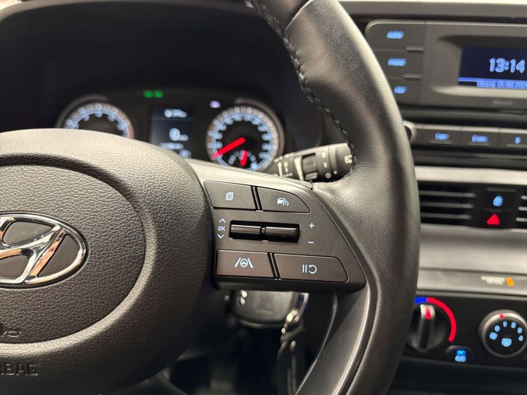 Hyundai i20 Hatchback 2022 Ruskea (beige)