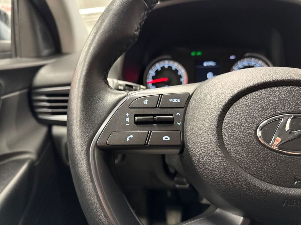 Hyundai i20 Hatchback 2022 Ruskea (beige)