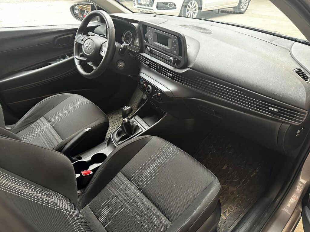 Hyundai i20 Hatchback 2022 Ruskea (beige)