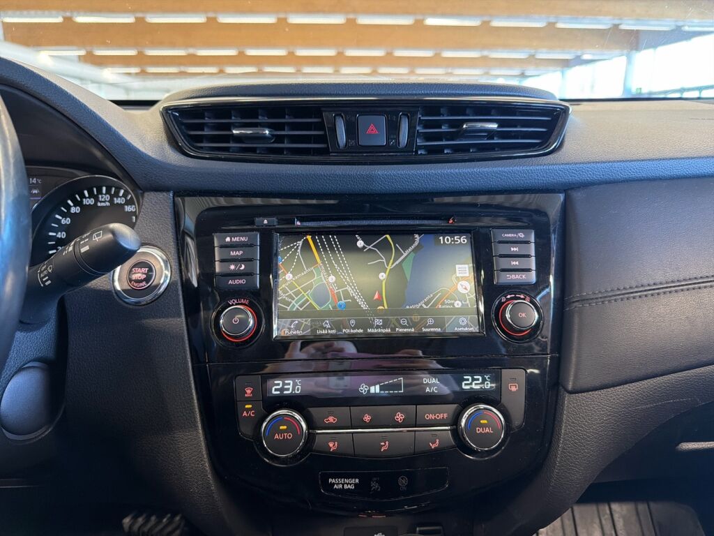 Nissan X-Trail 2021 Musta