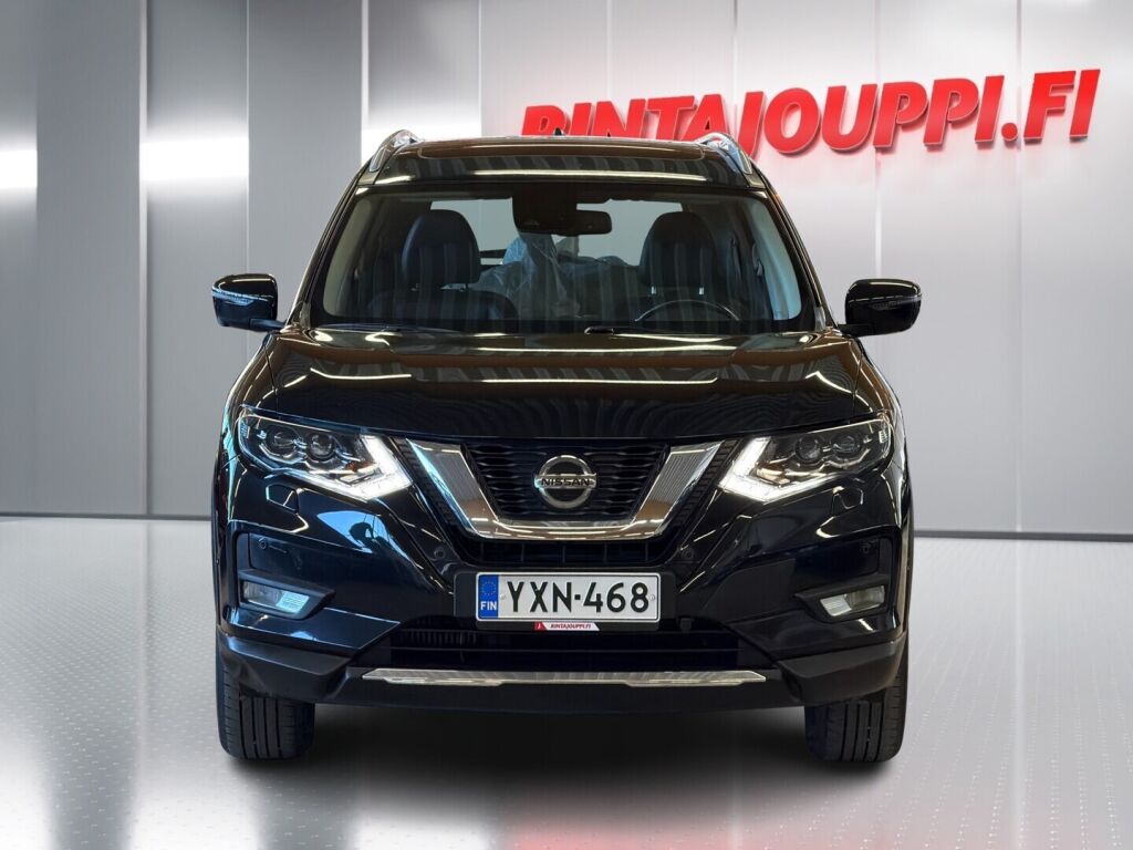 Nissan X-Trail 2021 Musta