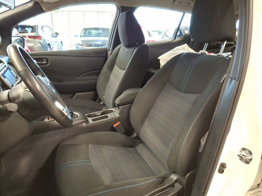 Nissan Leaf 2021 Valkoinen