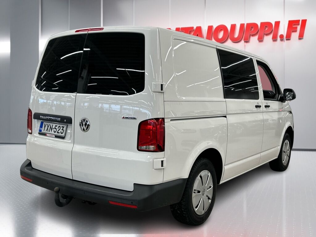 Volkswagen Transporter 2021 Valkoinen