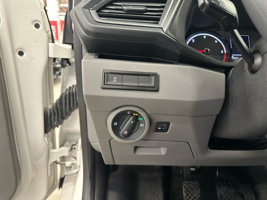 Volkswagen Transporter 2021 Valkoinen