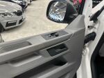 Volkswagen Transporter 2021 Valkoinen
