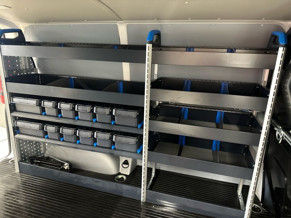 Volkswagen Transporter 2021 Valkoinen