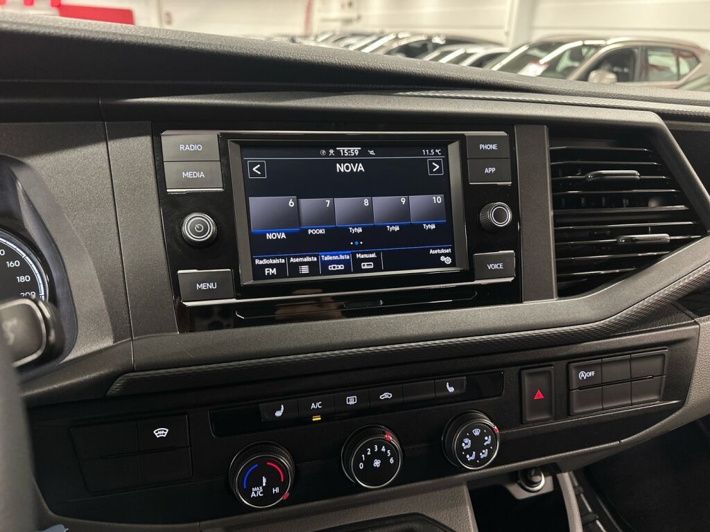 Volkswagen Transporter 2021 Valkoinen