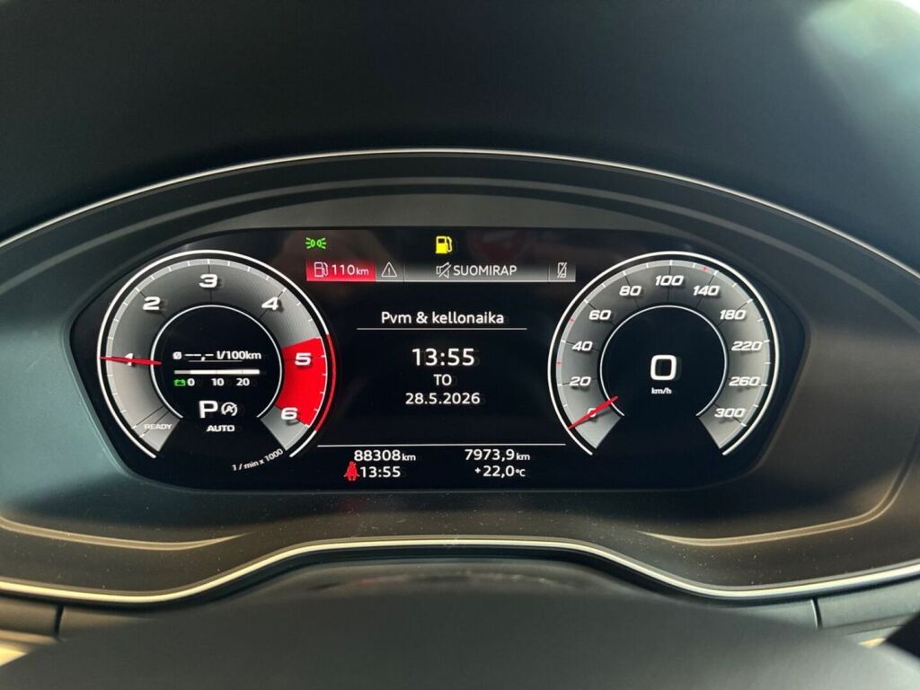 Audi A4 2021 Musta