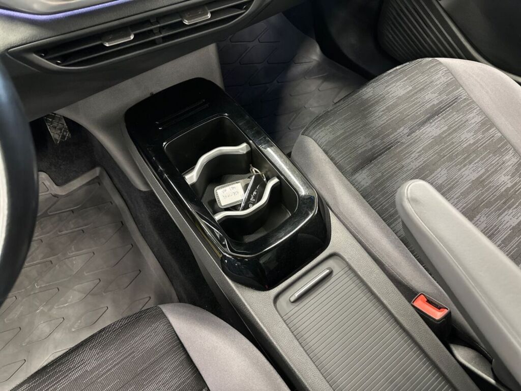 Volkswagen ID.4 2021 Keltainen