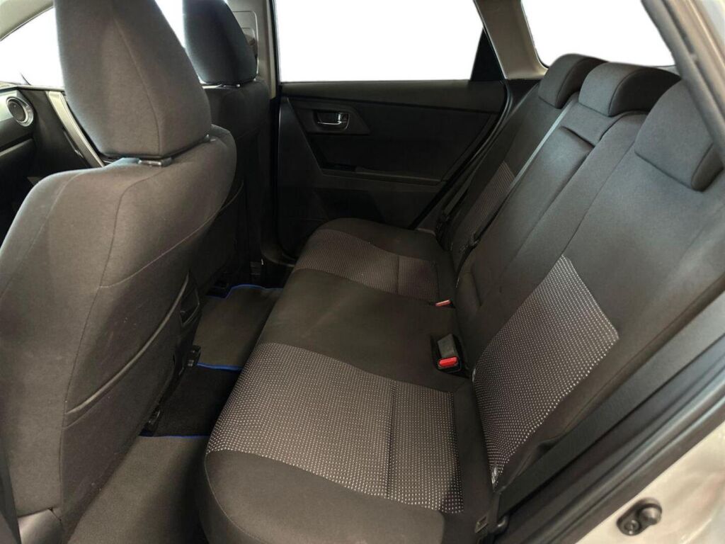 Toyota Auris 2014 Harmaa