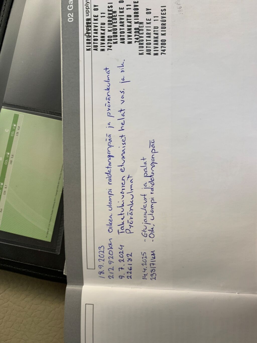 Volvo XC60 2011 Musta