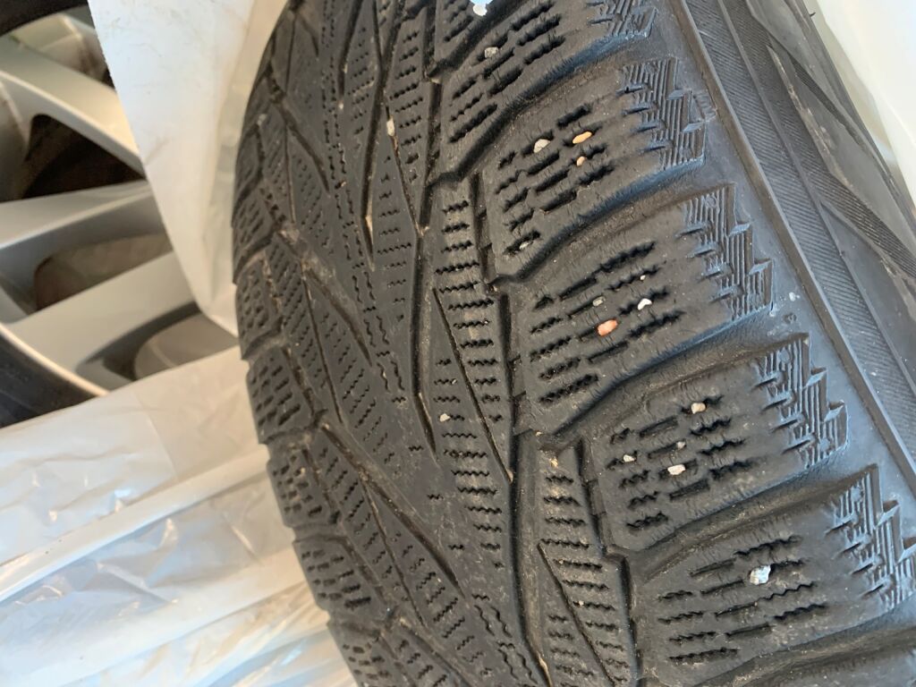 Volvo XC60 2011 Musta