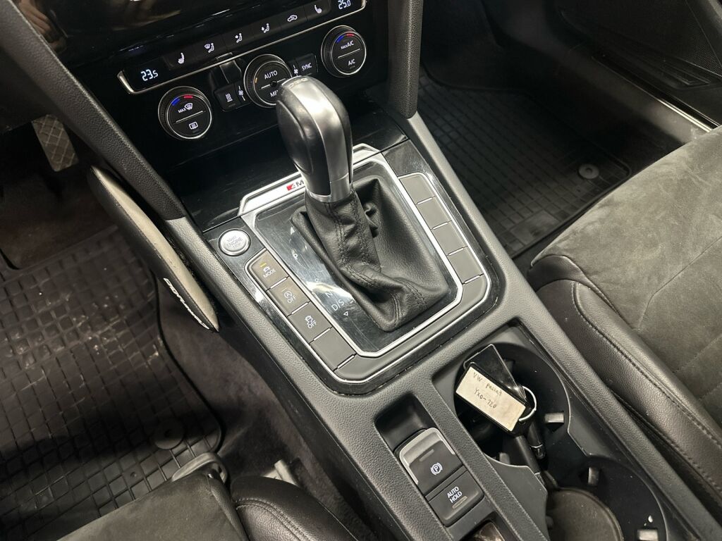 Volkswagen Passat 2015 Hopea