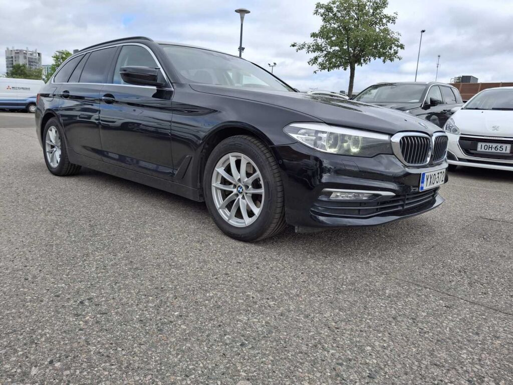 BMW 520 2017 Musta