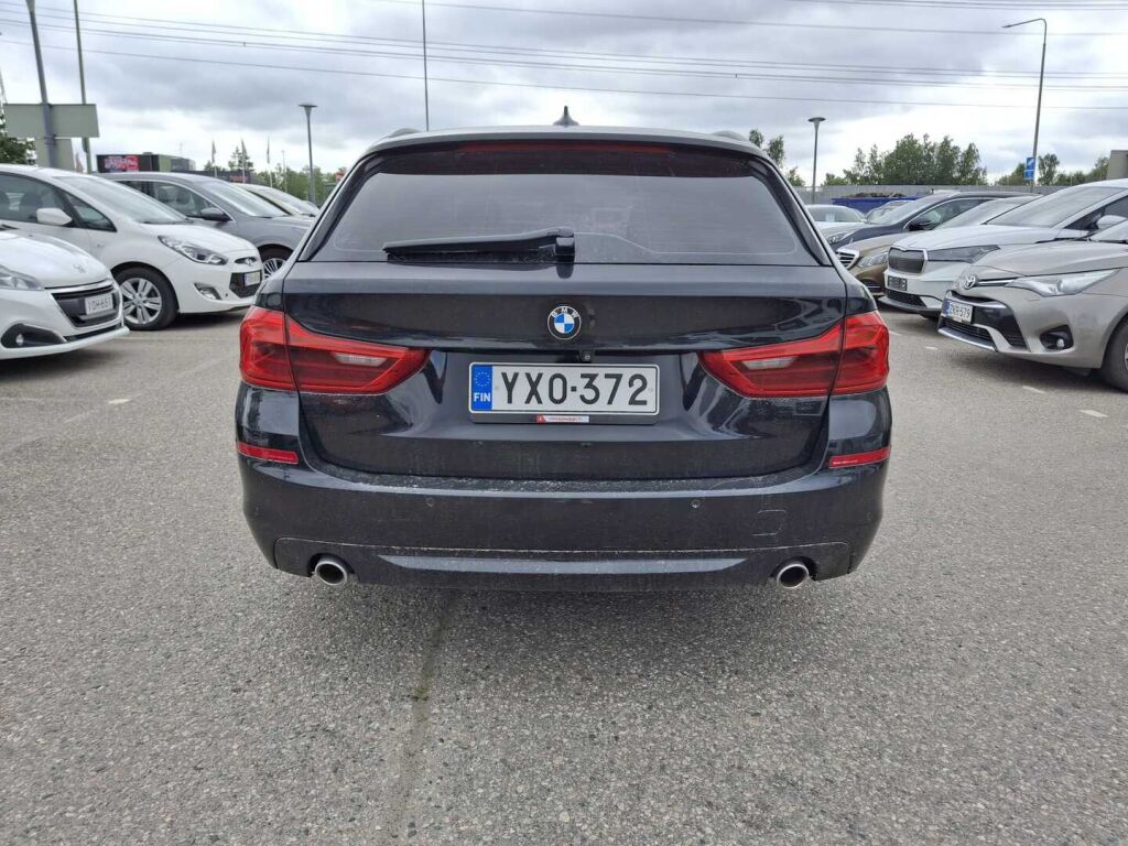 BMW 520 2017 Musta