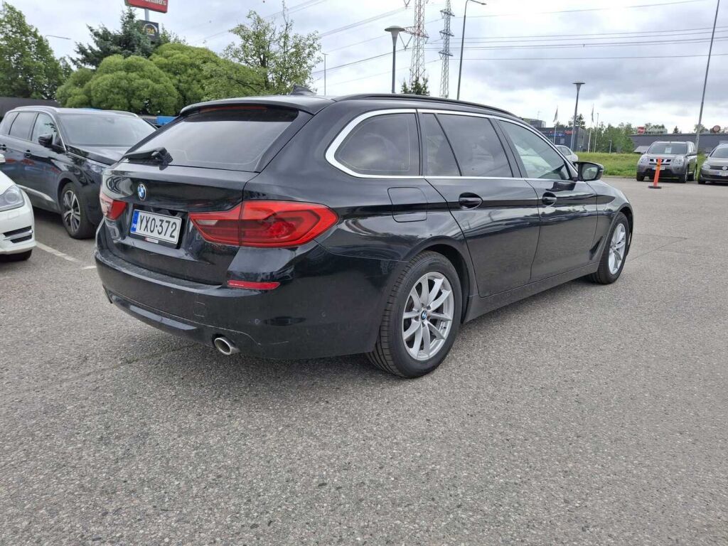 BMW 520 2017 Musta