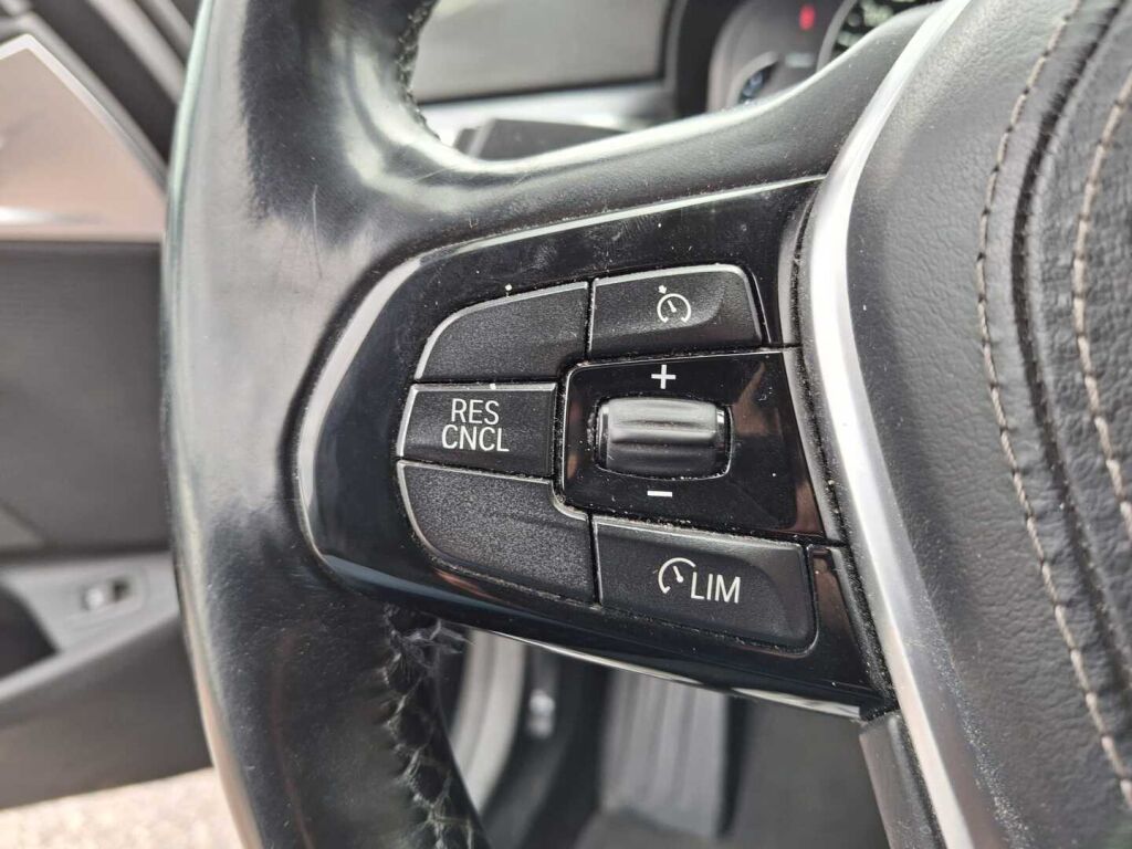 BMW 520 2017 Musta