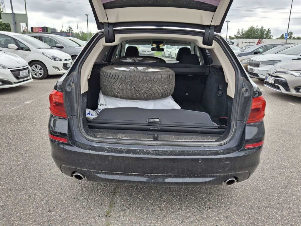 BMW 520 2017 Musta