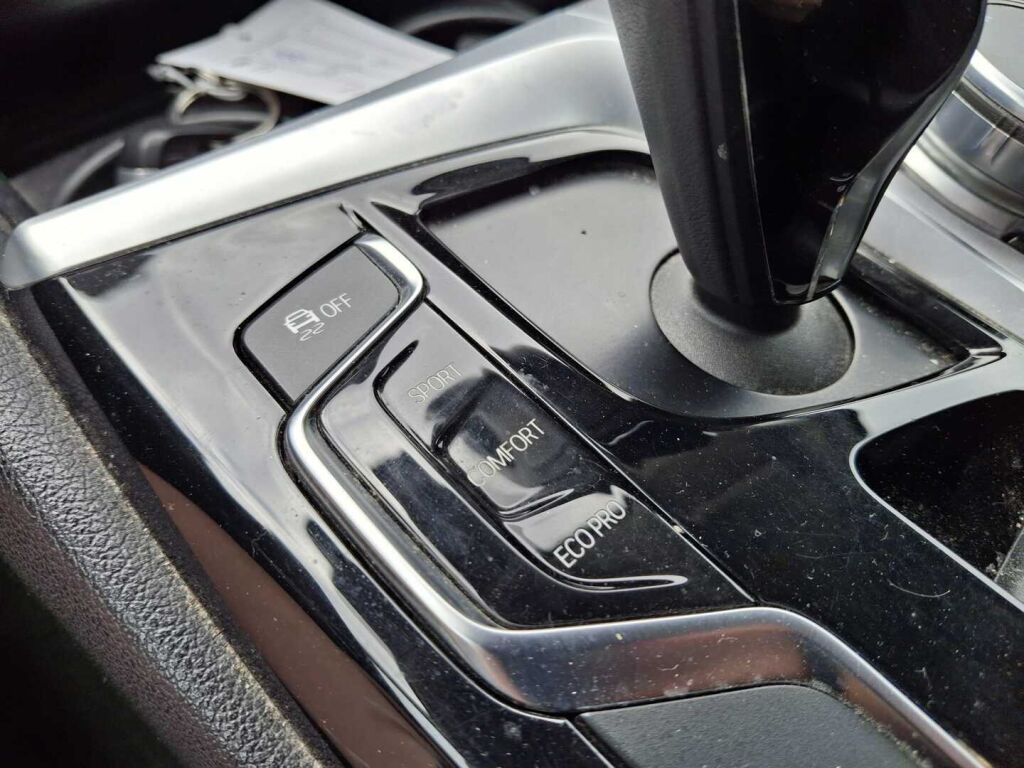 BMW 520 2017 Musta