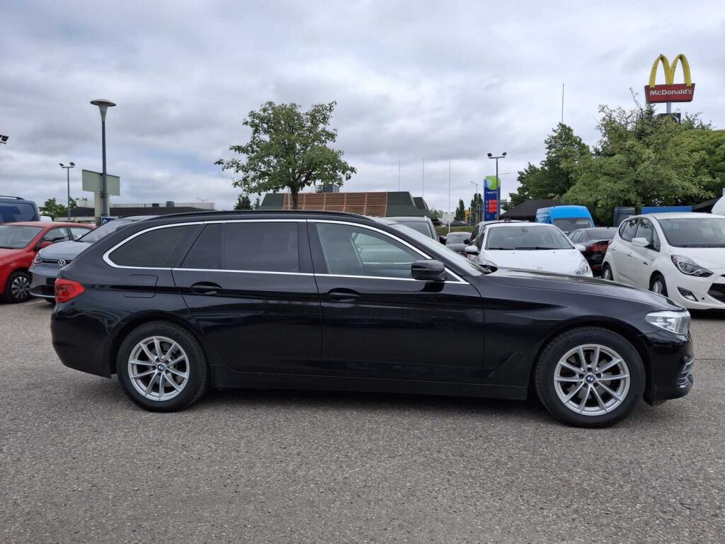 BMW 520 2017 Musta