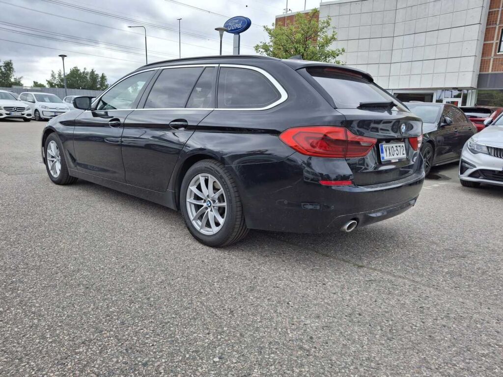 BMW 520 2017 Musta
