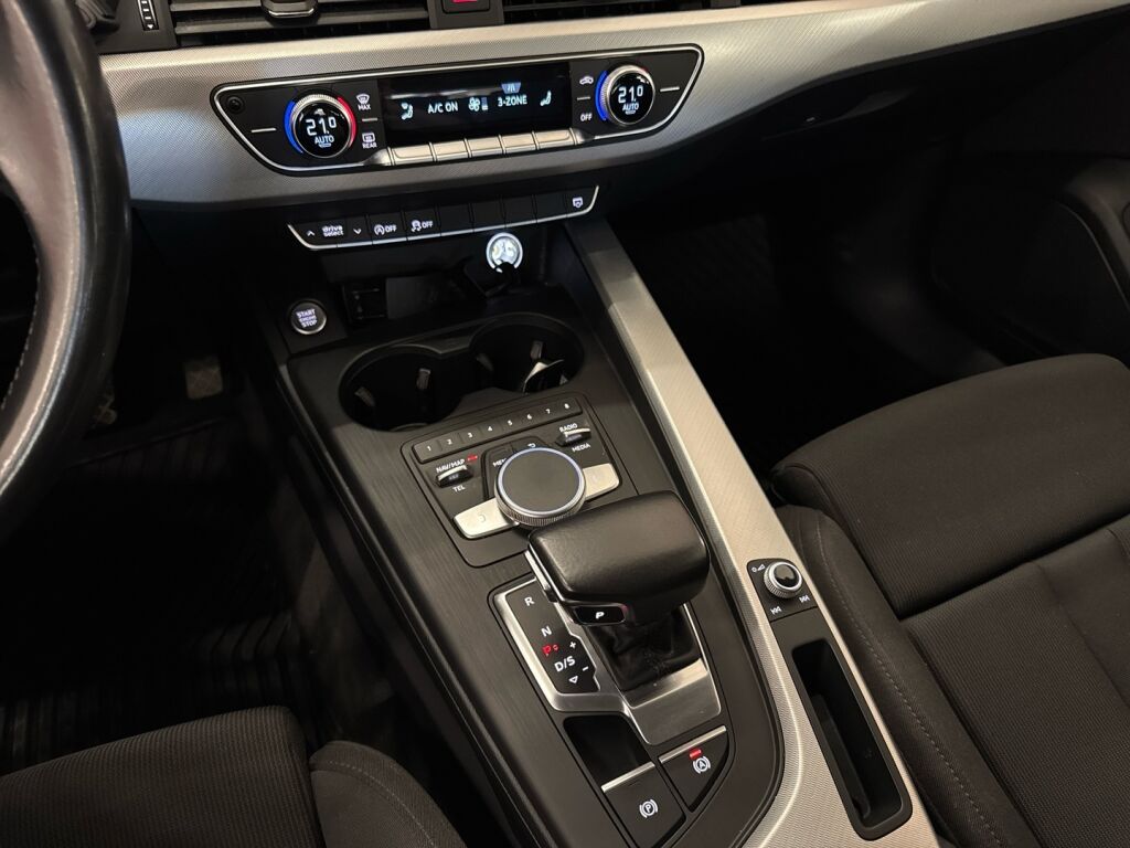 Audi A4 2016 Ruskea (beige)