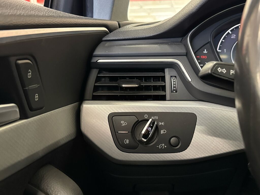 Audi A4 2016 Ruskea (beige)