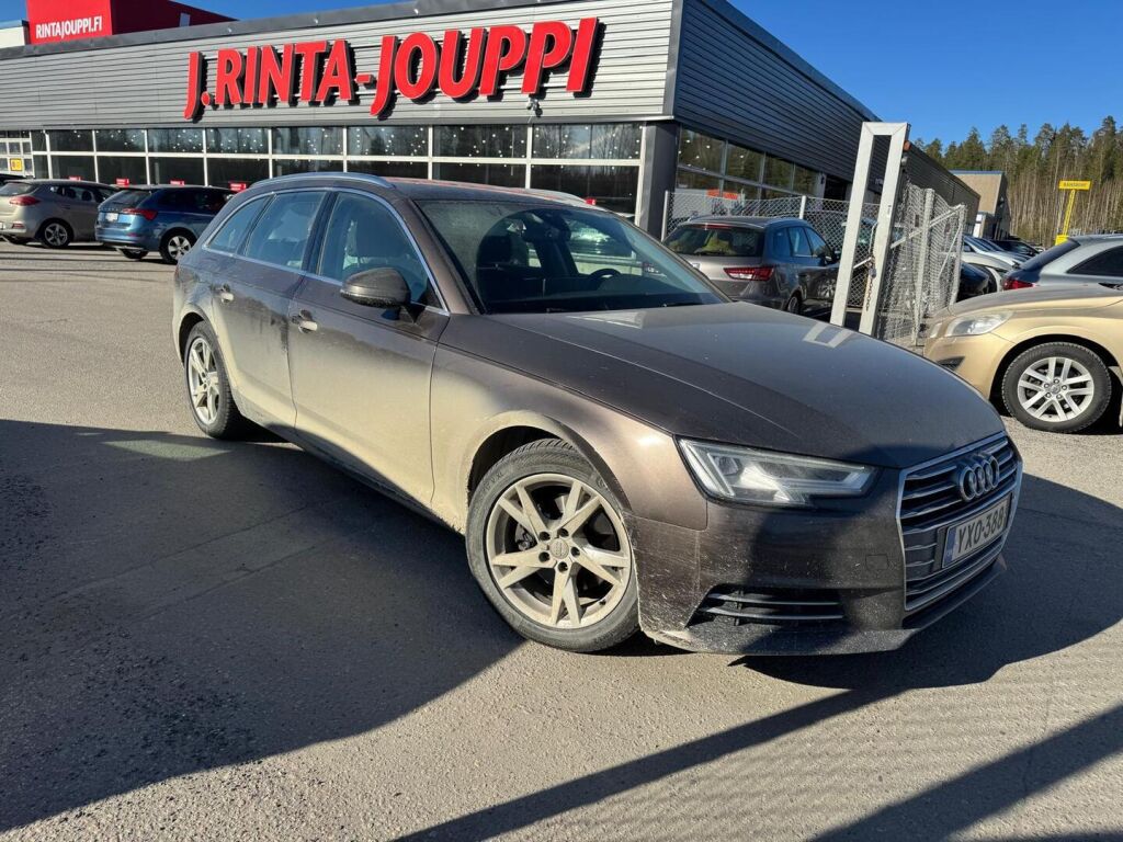 Audi A4 2016 Ruskea (beige)