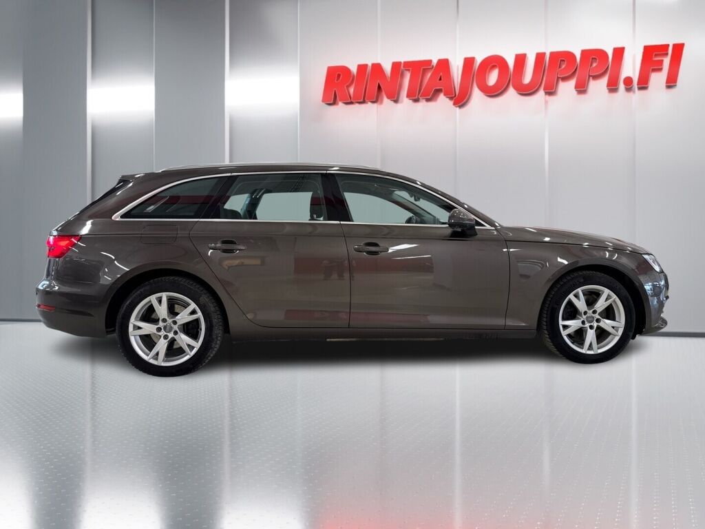 Audi A4 2016 Ruskea (beige)