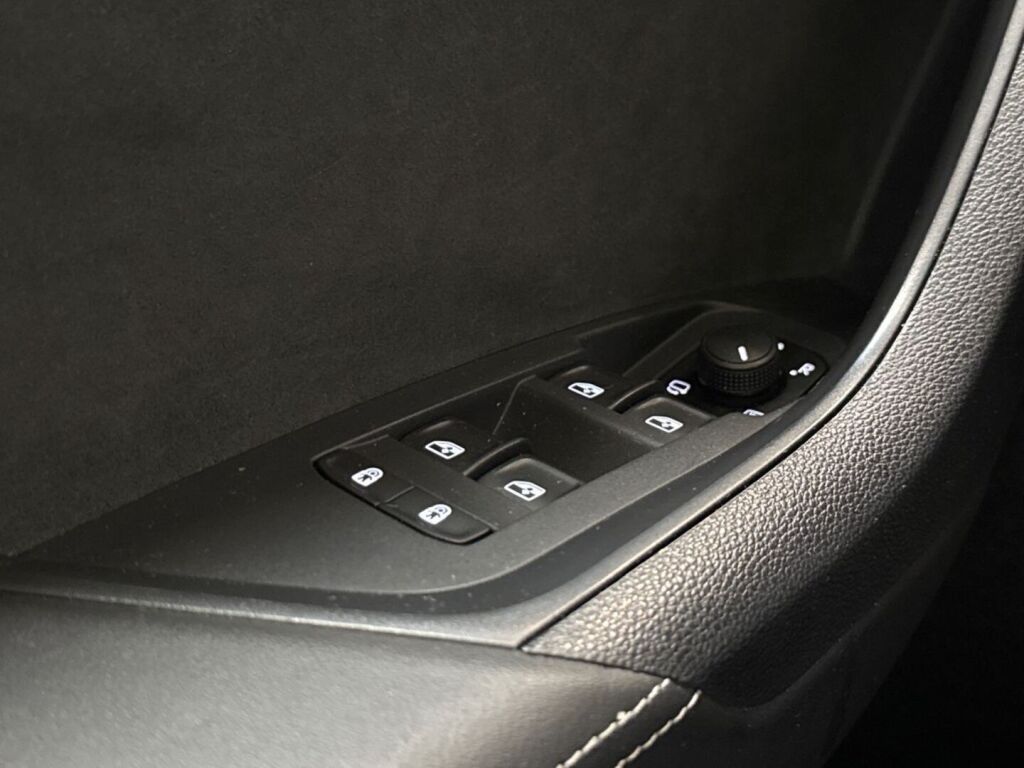 Skoda Kodiaq 2021 Valkoinen