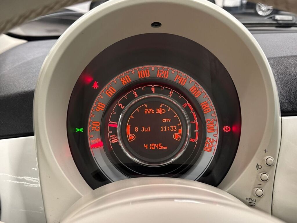 Fiat 500C 2021 Valkoinen