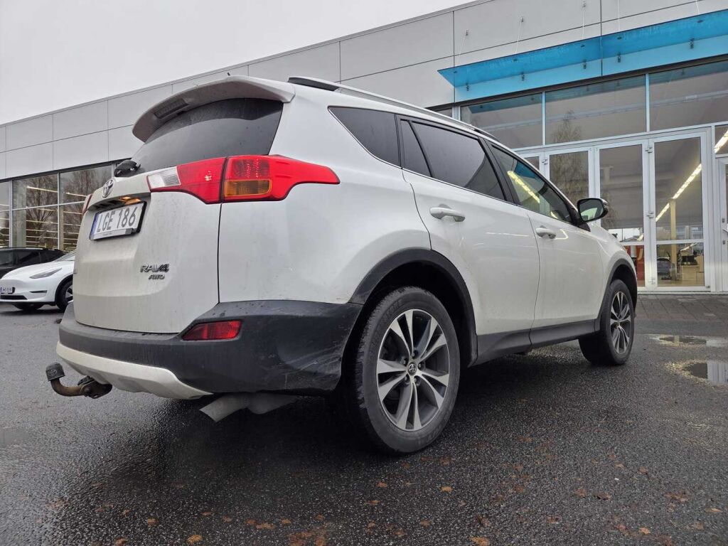 Toyota RAV4 2015 Valkoinen