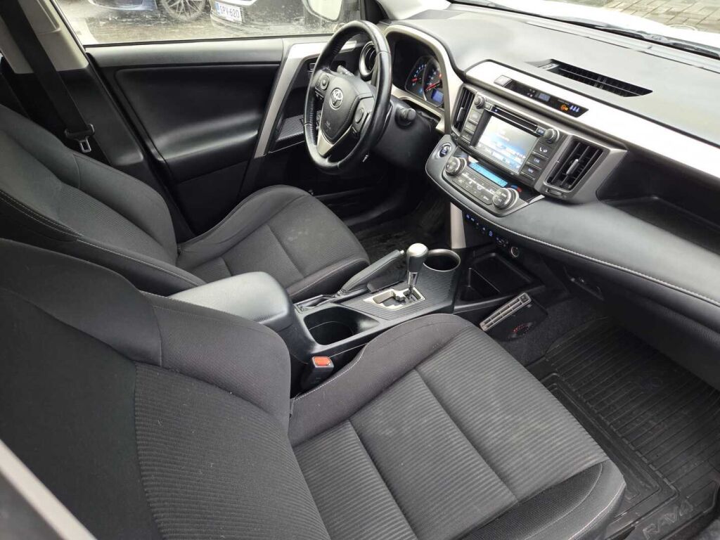 Toyota RAV4 2015 Valkoinen