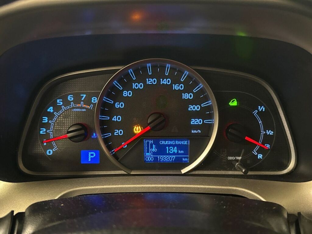 Toyota RAV4 2015 Valkoinen