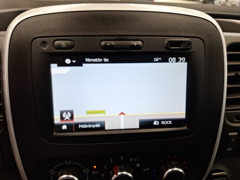 Renault Trafic 2021 Valkoinen