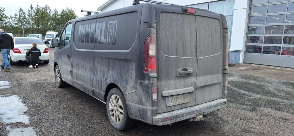 Renault Trafic 2021 Valkoinen