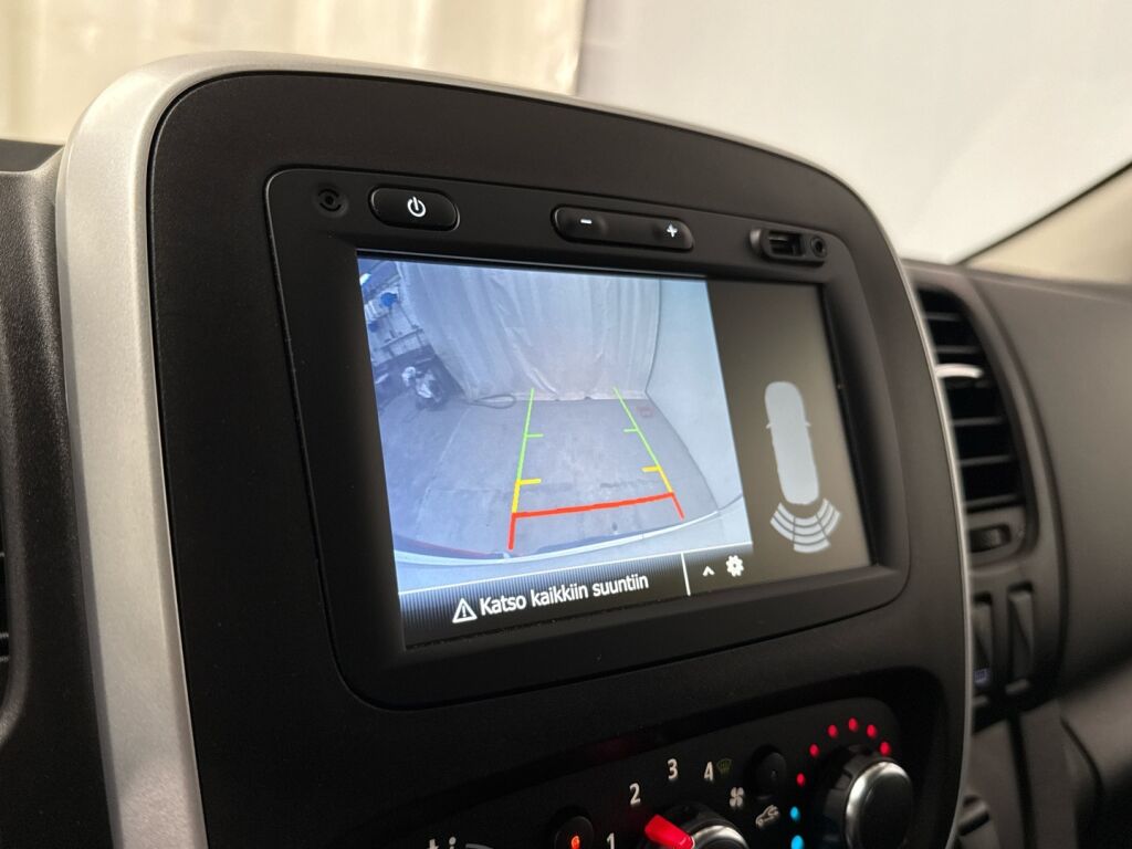 Renault Trafic 2021 Valkoinen