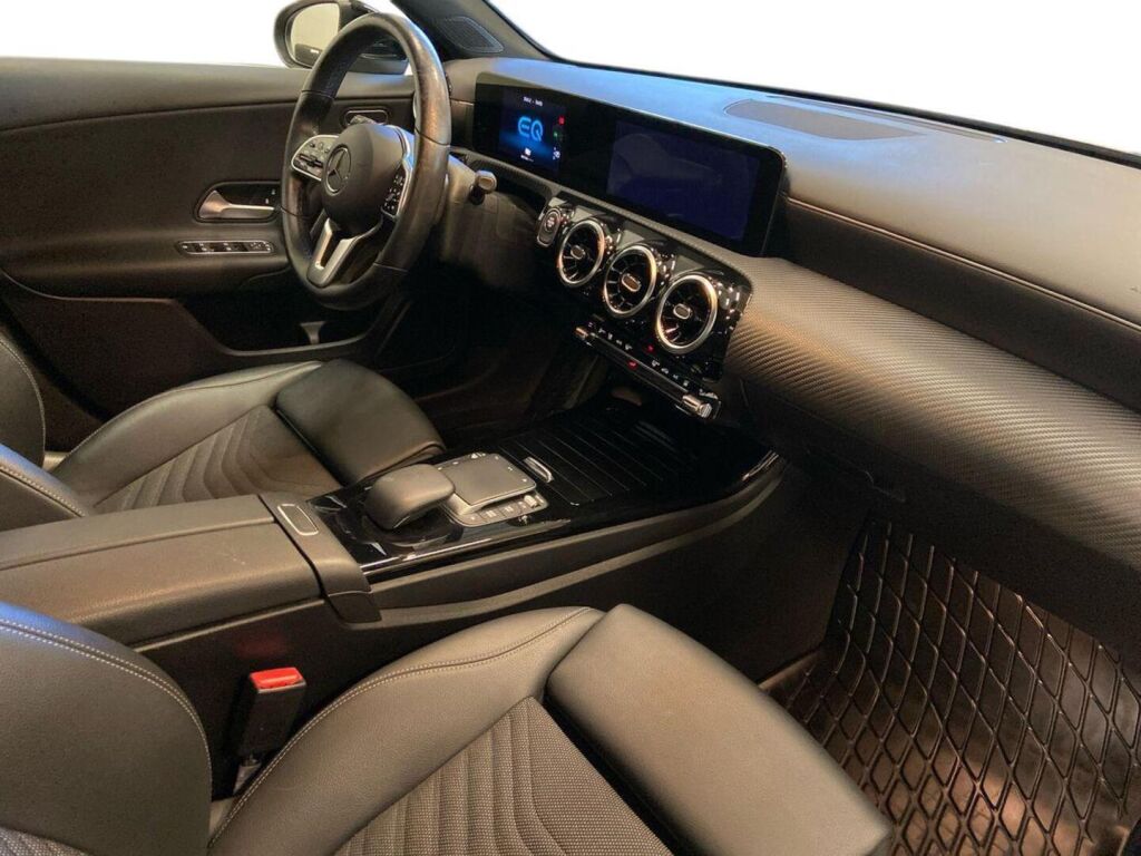 Mercedes-Benz A 2021 Musta