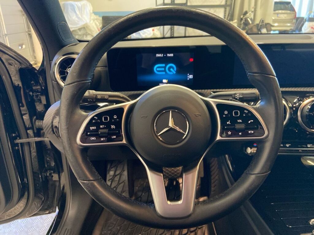 Mercedes-Benz A 2021 Musta
