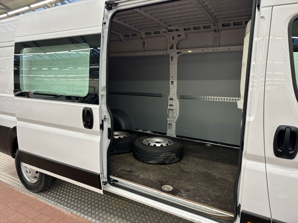 Peugeot Boxer 2021 Valkoinen