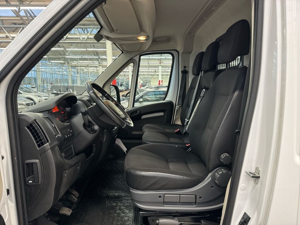 Peugeot Boxer 2021 Valkoinen