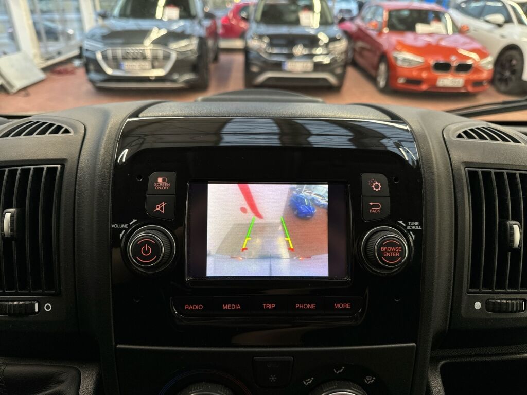 Peugeot Boxer 2021 Valkoinen