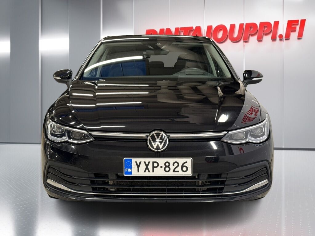 Volkswagen Golf 2021 Musta