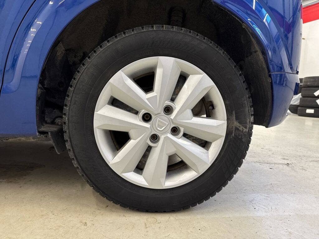 Dacia Sandero 2021 Sininen