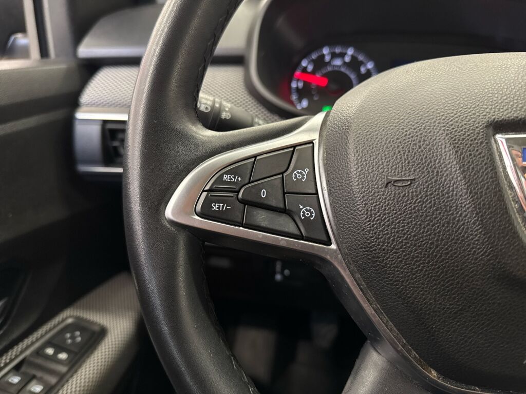 Dacia Sandero 2021 Sininen