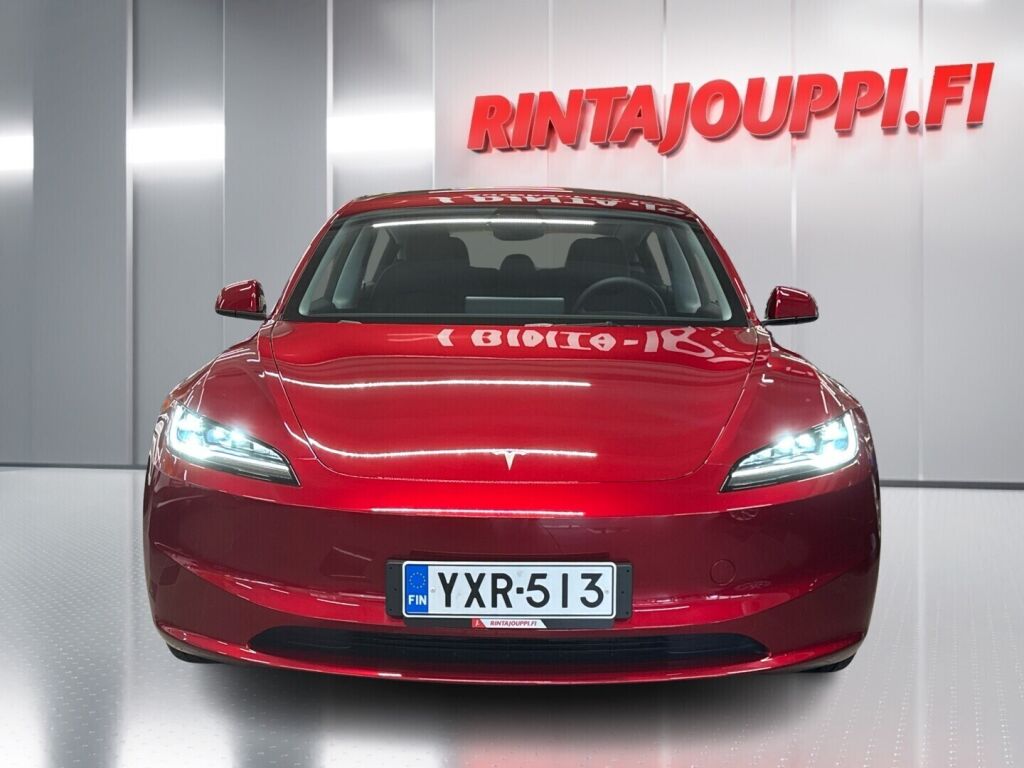 Tesla Model 3 2024 Monivär.