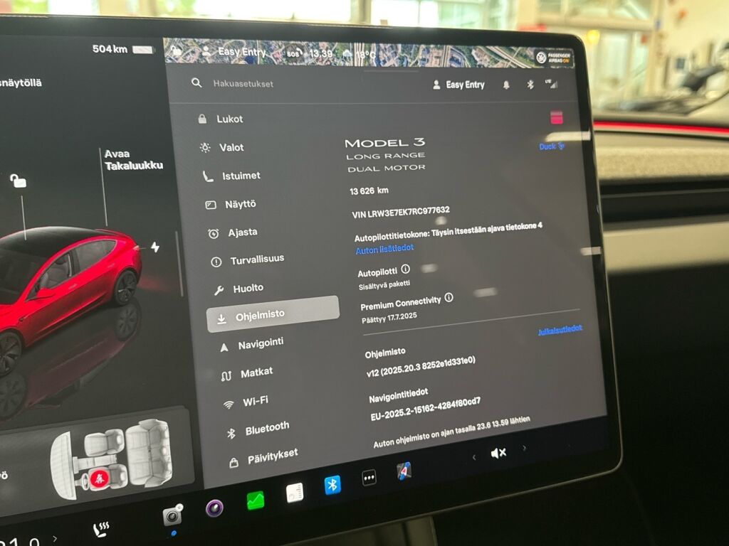 Tesla Model 3 2024 Monivär.